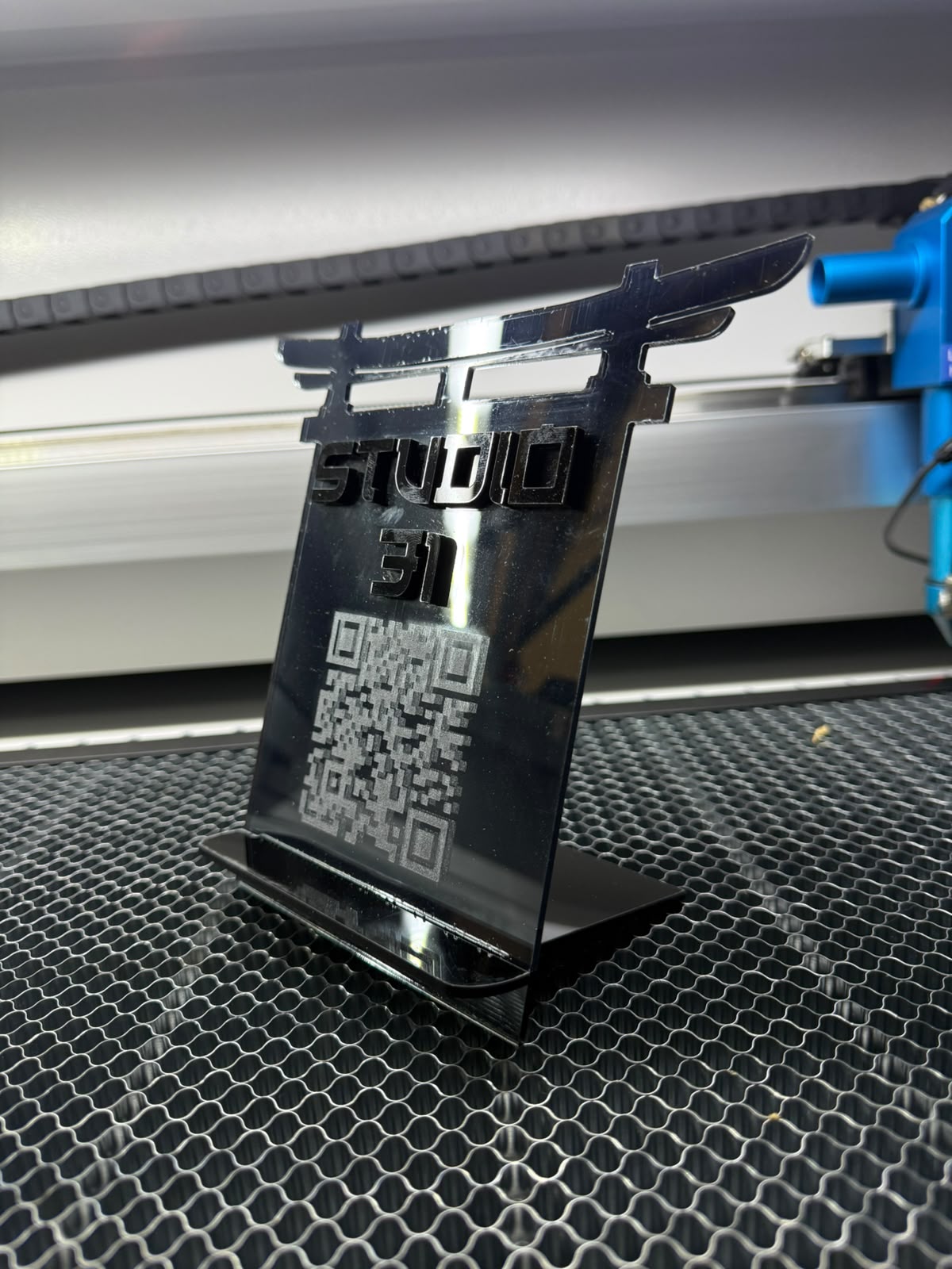 Totem Studio 31 avec QR code